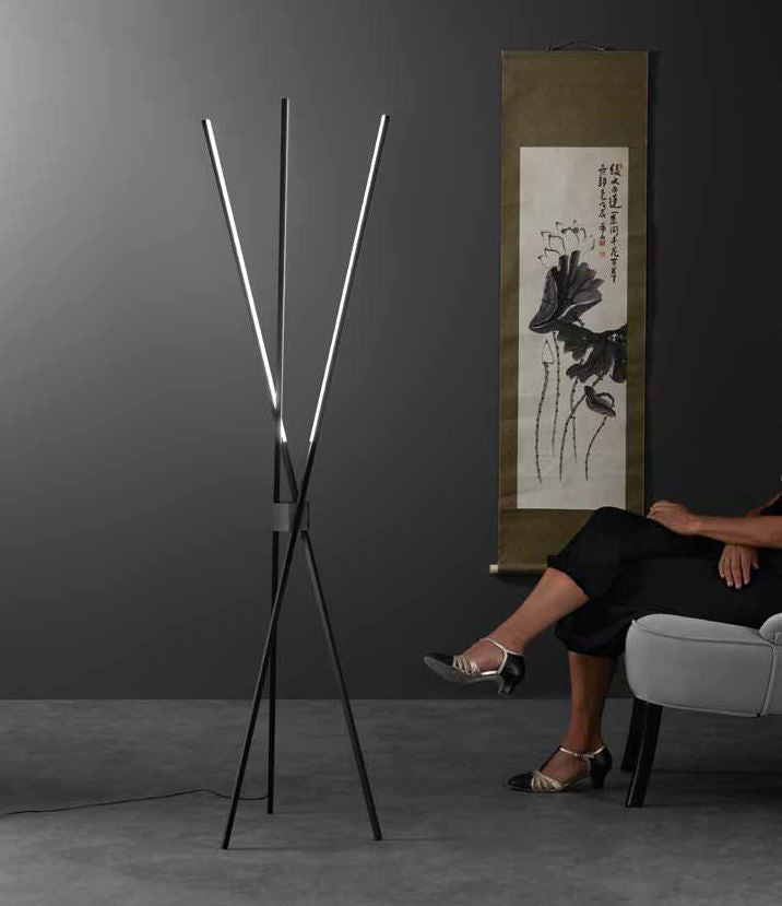 Piantana LED bacchette in alluminio bianco-nero con diffusore opale 31W 3990LM CCT SHANGHAI-PT3 Piantana LED bacchette in alluminio bianco-nero con diffusore opale 31W 3990LM CCT SHANGHAI-PT3